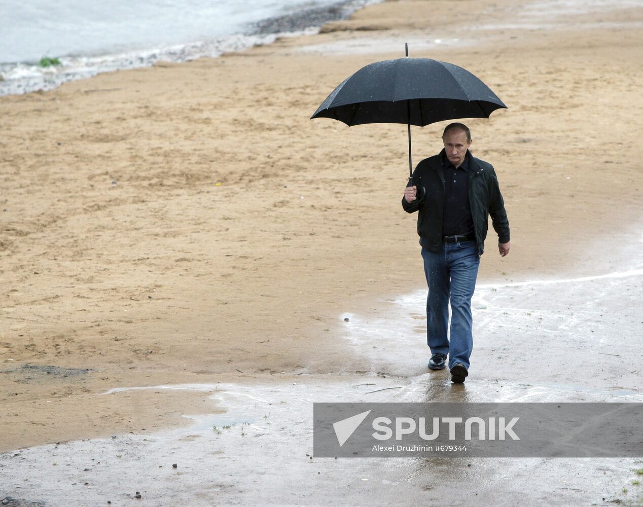 Vladimir Putin in Nevskaya Dubrovka