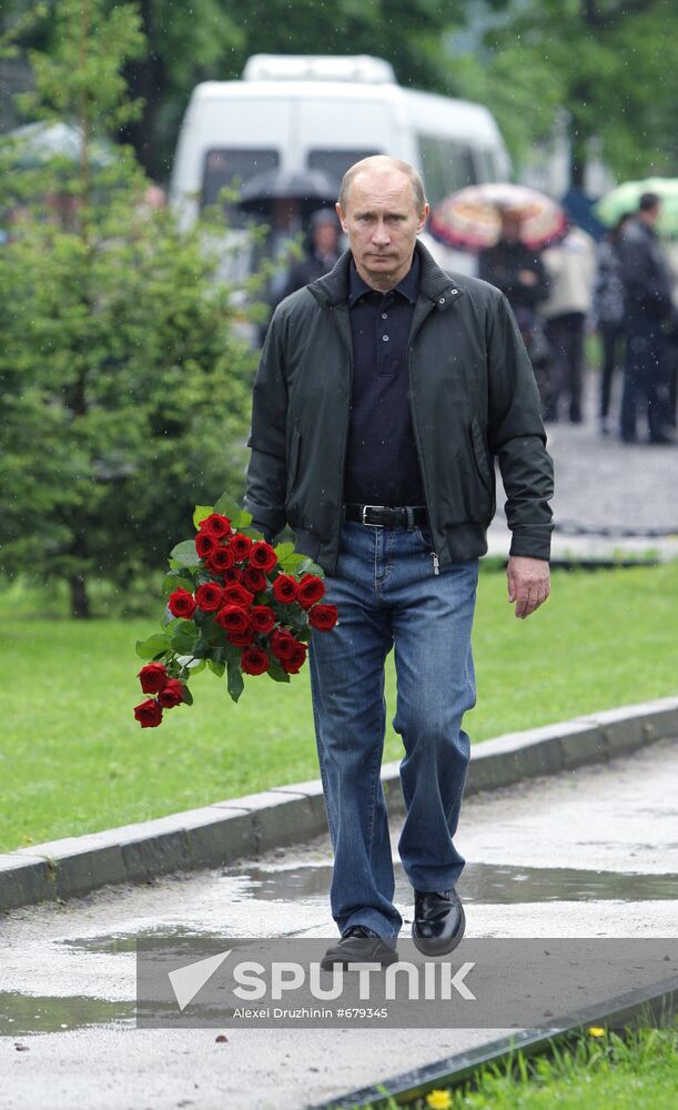 Vladimir Putin in Nevskaya Dubrovka