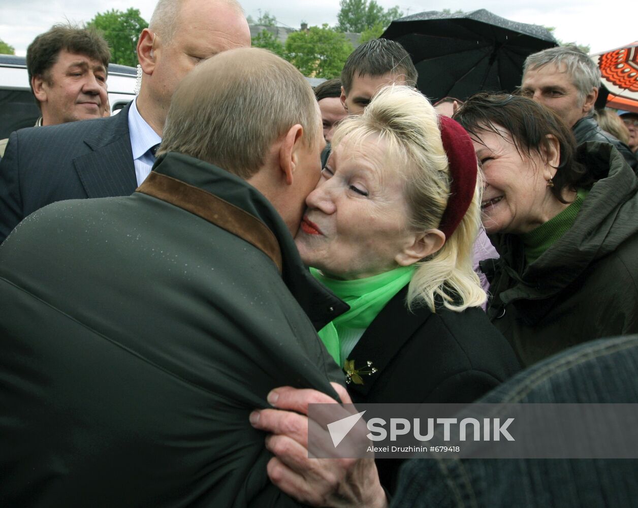 Vladimir Putin in Nevskaya Dubrovka