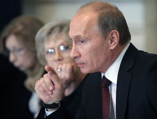 Vladimir Putin meets "Little Prince" event organizers