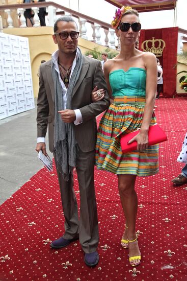 Alexander Siradekian with escort