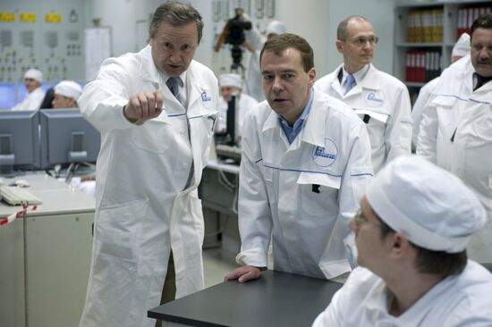 President Medvedev attends Leningrad Nuclear Power Plant