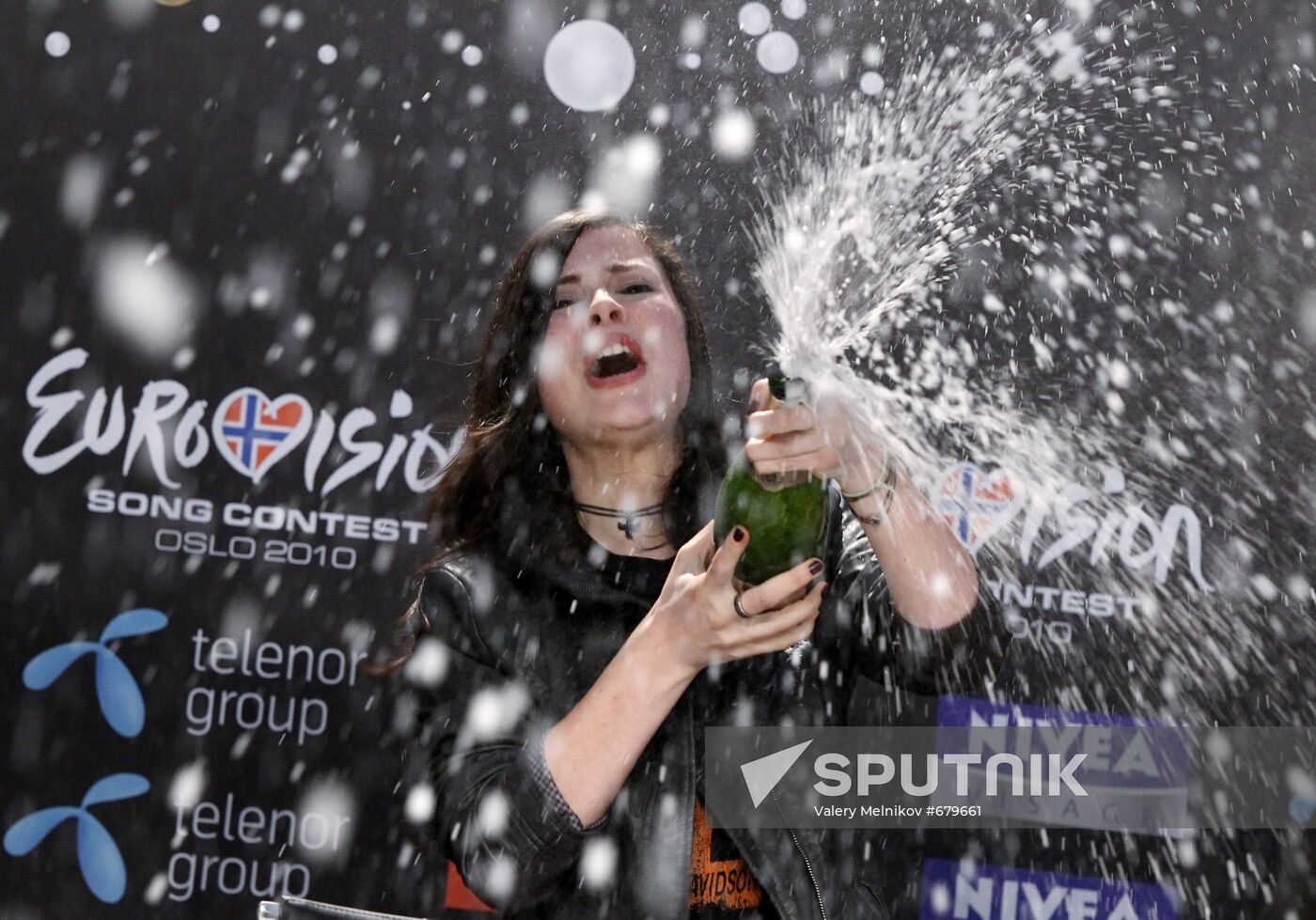Germany's Lena Meyer-Landrut wins 2010 Eurovision Song Contest
