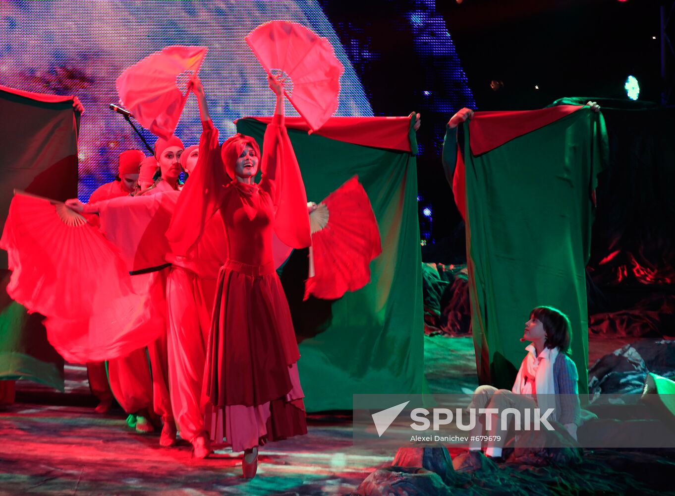 Give Me Life foundation holds annual charity gala performance