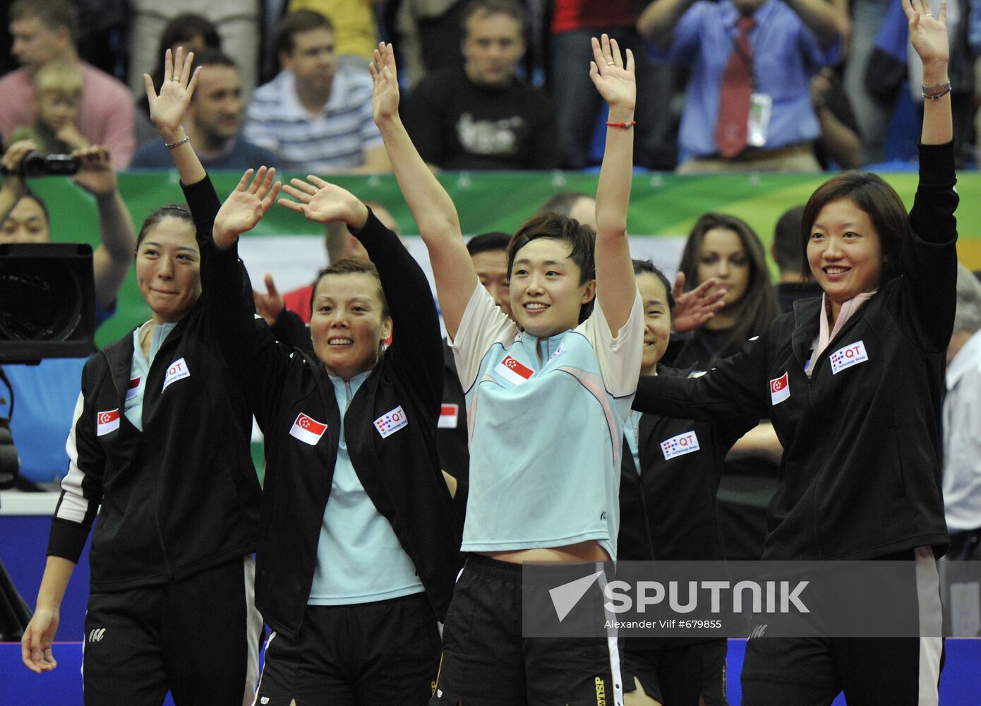 Singapore's female team becomes world ping-pong champion