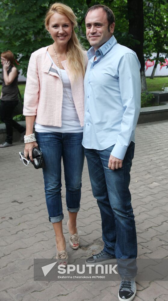 Yulia Bordovskikh with husband