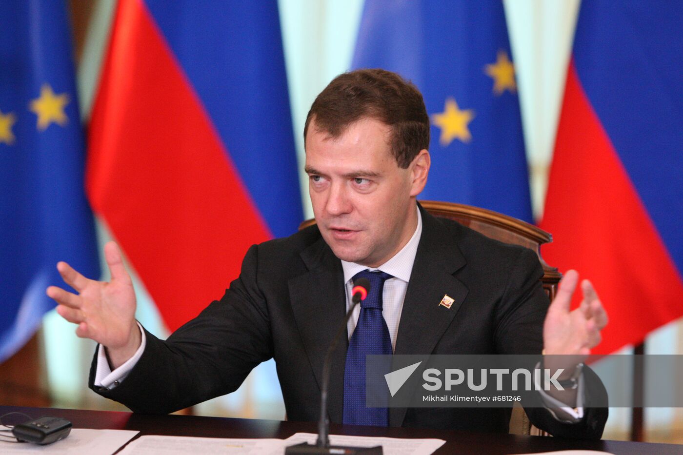 Dmitry Medvedev takes part in Russia-EU summit