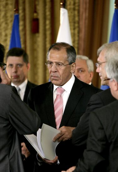 Dmitry Medvedev takes part in Russia-EU summit