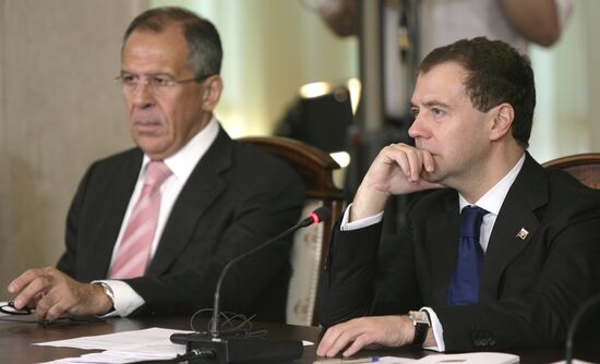Dmitry Medvedev takes part in Russia-EU summit