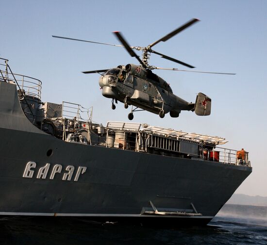Guards' missile cruiser Varyag makes a trial sortie