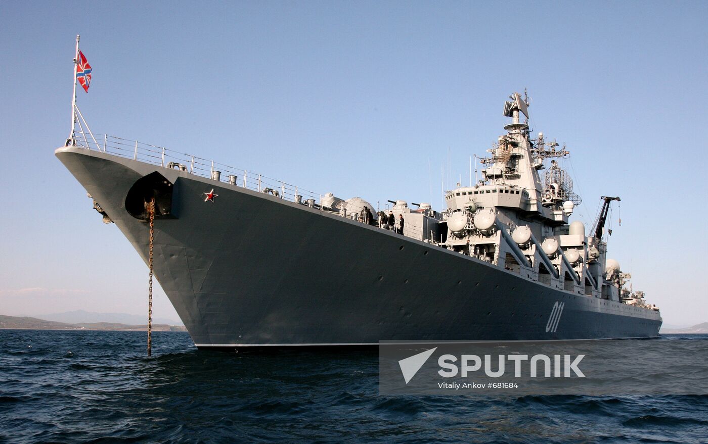 Guards' missile cruiser Varyag makes a trial sortie