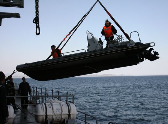 Guards' missile cruiser Varyag makes a trial sortie