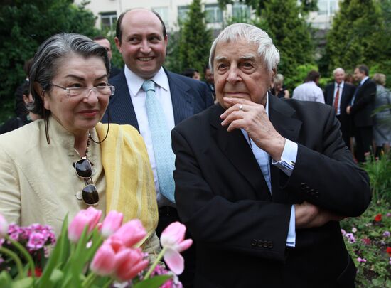 Yury Lyubimov with his wife Katalina