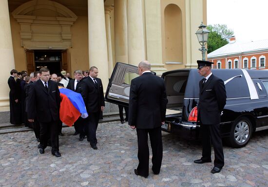 Burial ceremony for grand duchess Leonida Romanova