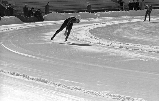 Speed skater Vladimir Ivanov