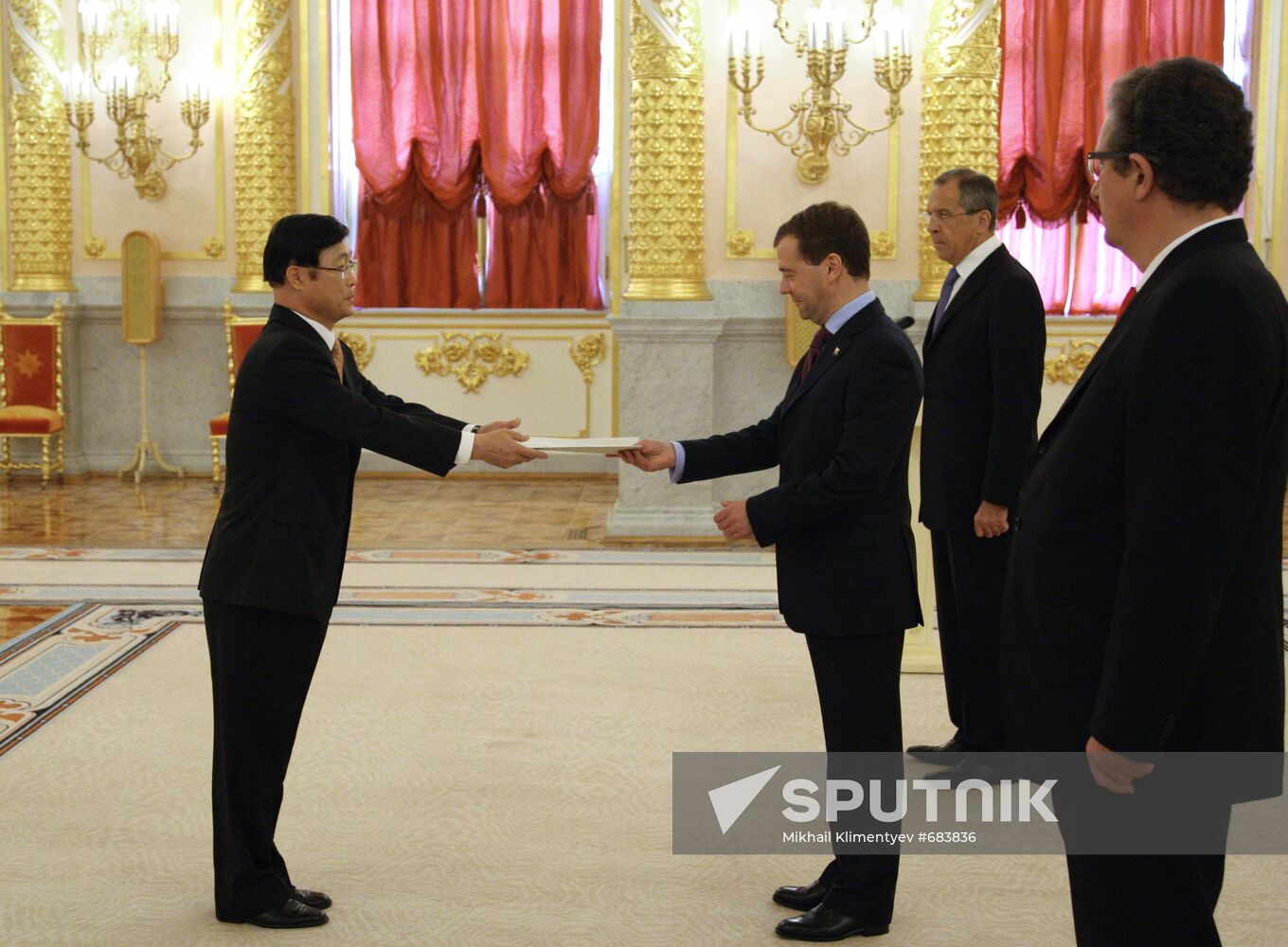 Dmitry Medvedev receives foreign ambassadors' credentials