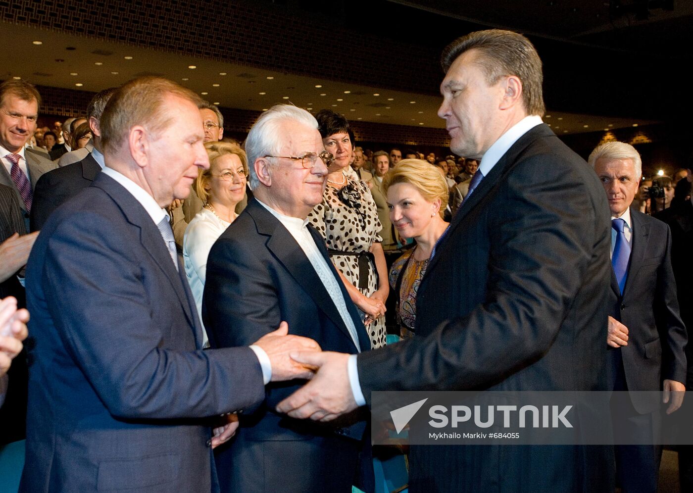 Viktor Yanukovych, Leonid Kravchuk and Leonid Kuchma