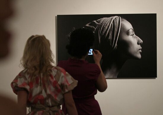 No Make-Up exhibition by Vlad Loktev