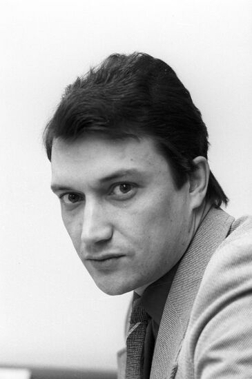 Andrey Dubrovsky, a commentator