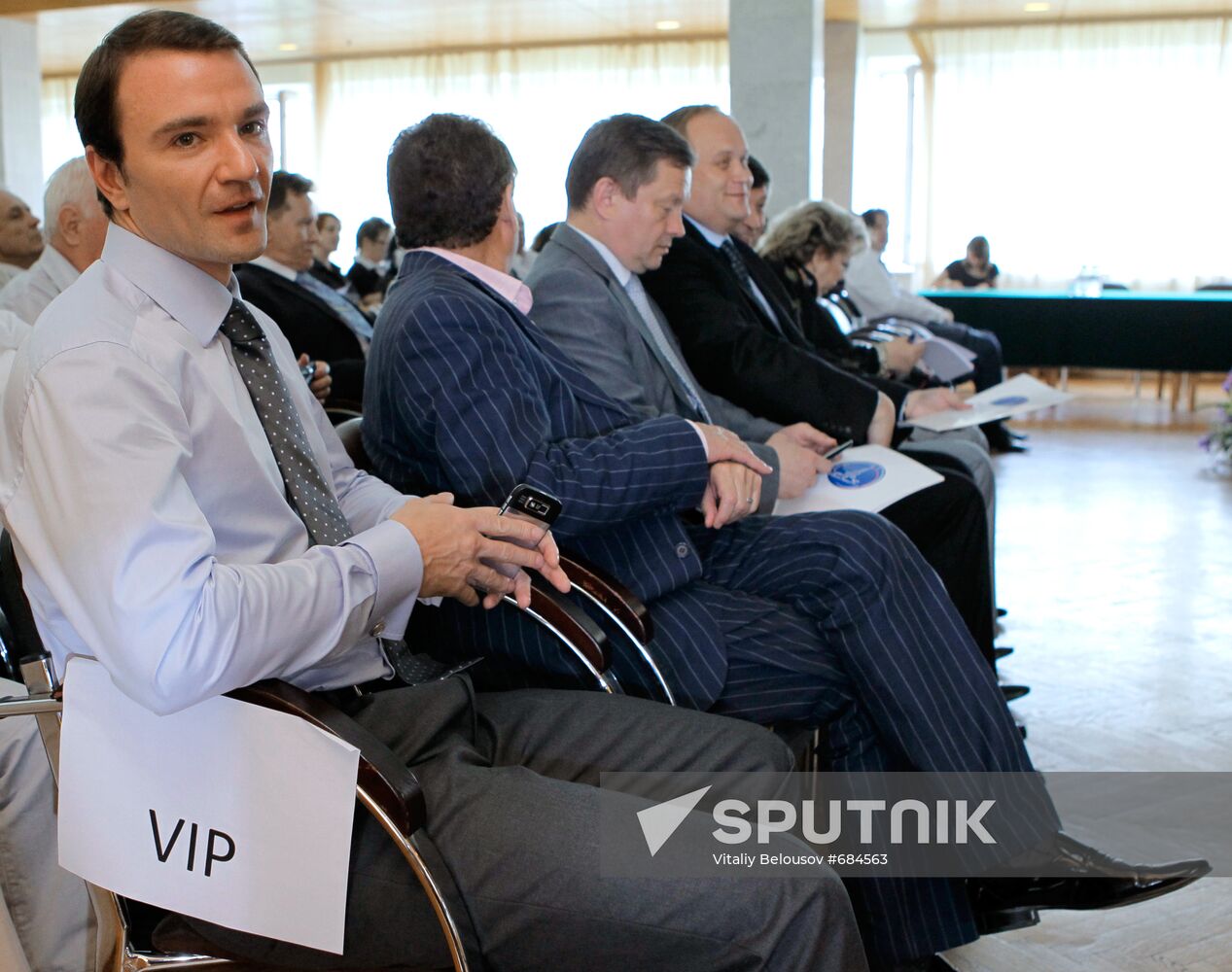 Anton Sikharulidze
