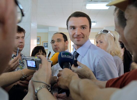 Anton Sikharulidze