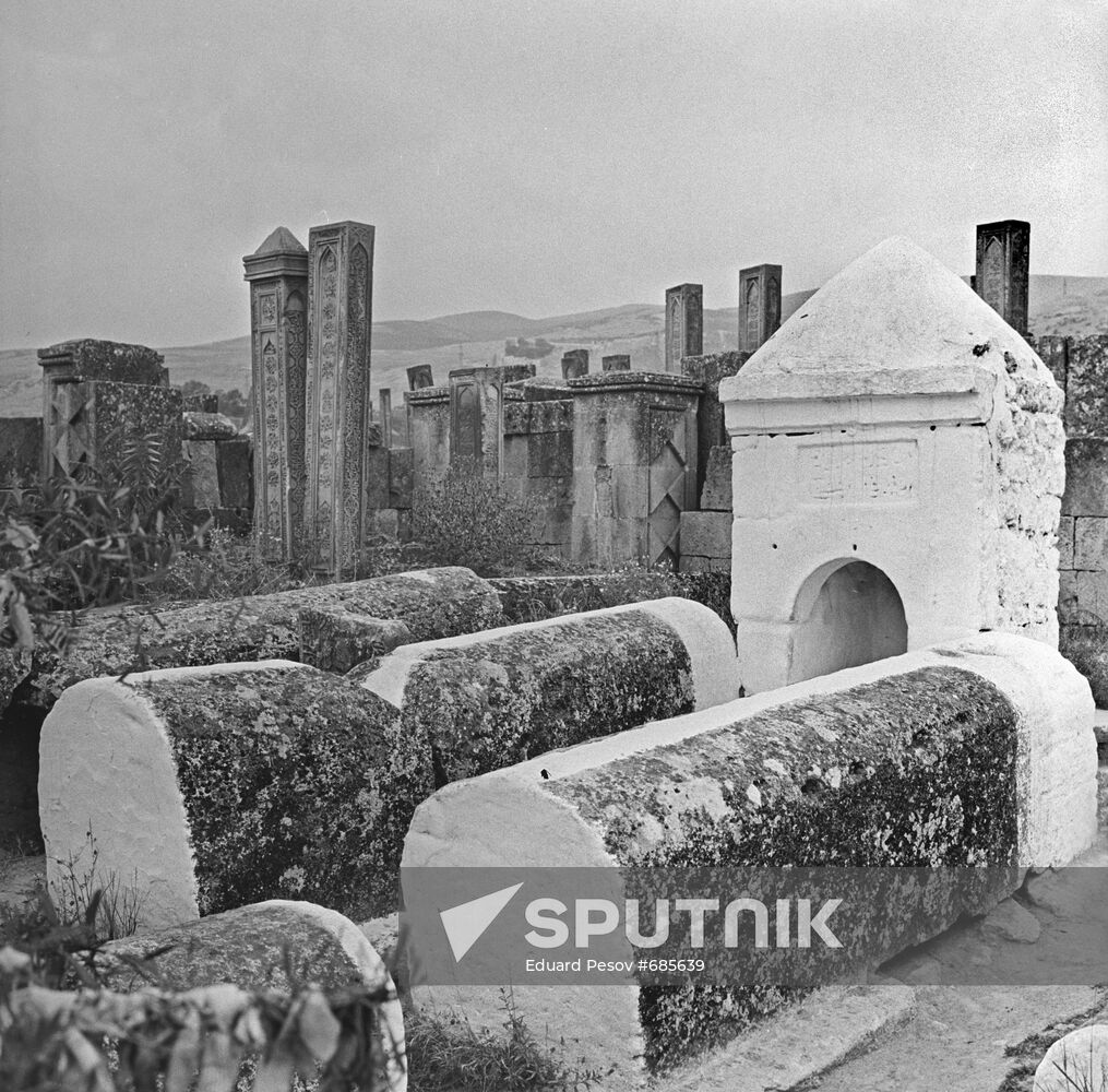 Old cemetery in Derbent