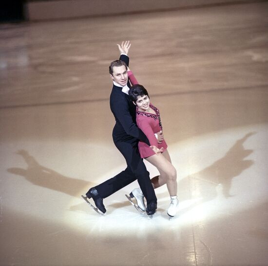 Irina Rodnina and Alexei Ulanov