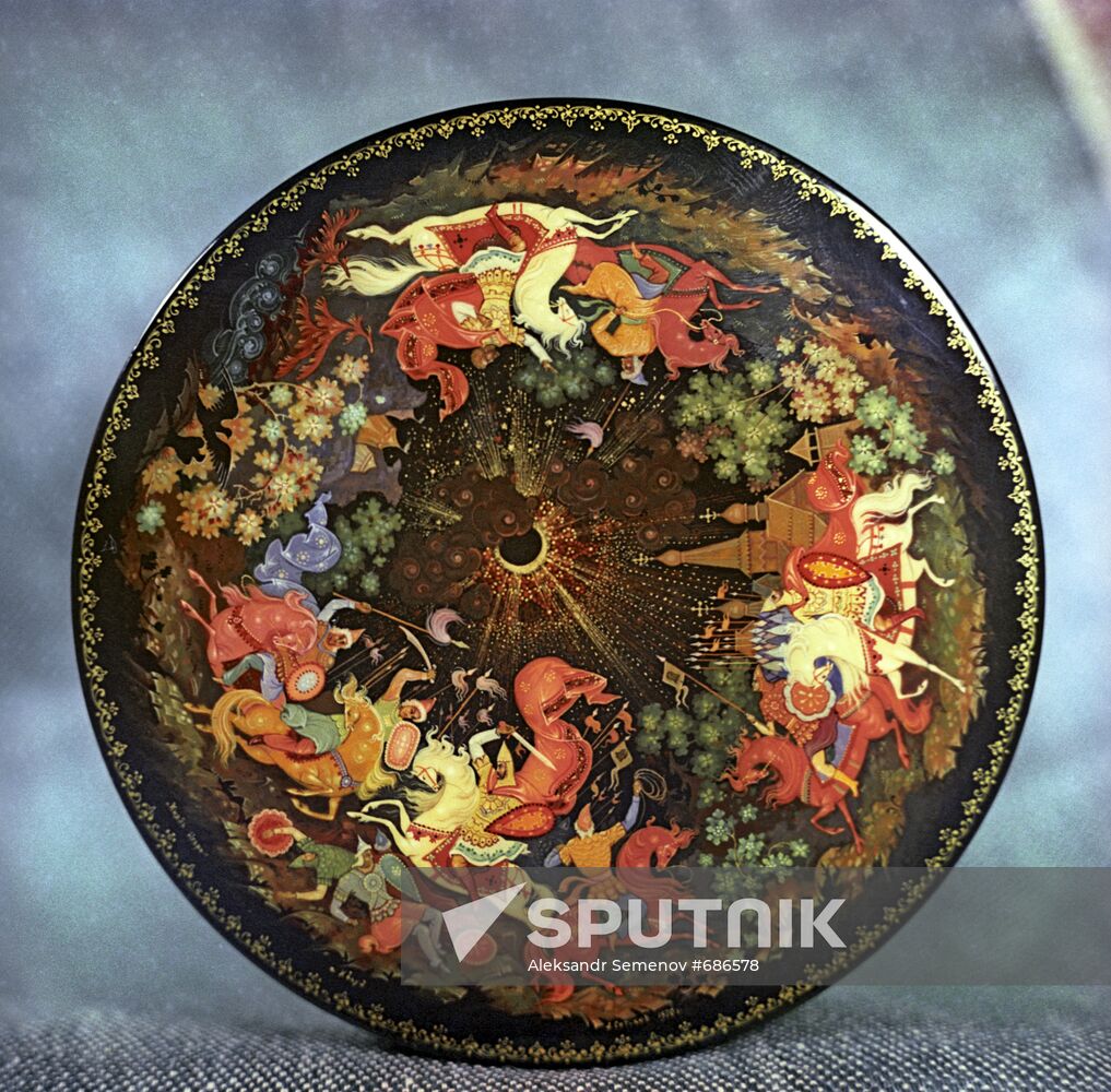 Cover of casket entitled 'Prince Igor'