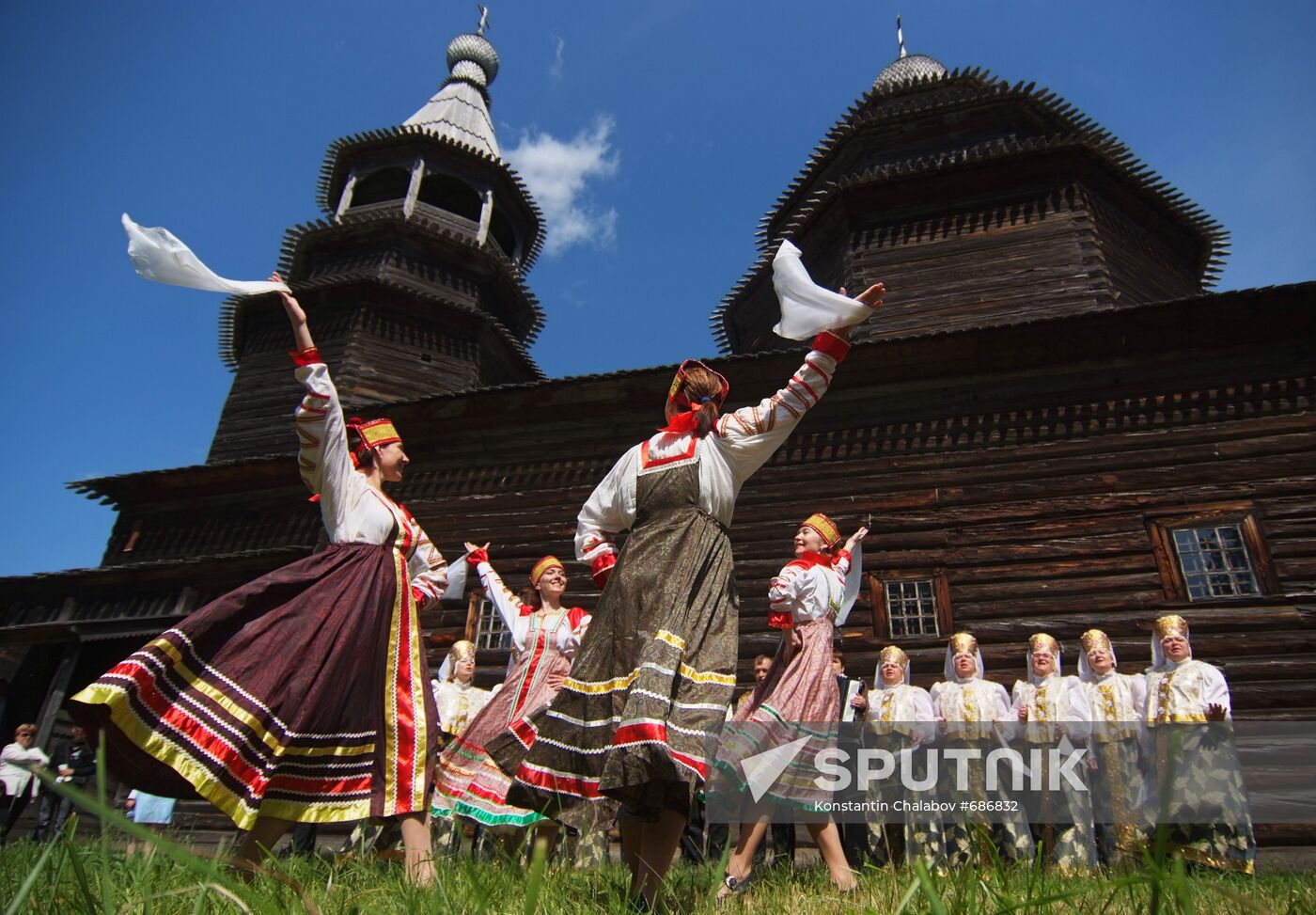 9th International Folk Arts and Crafts Festival "Sadko"