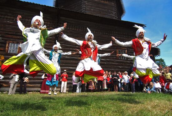 9th International Folk Arts and Crafts Festival "Sadko"