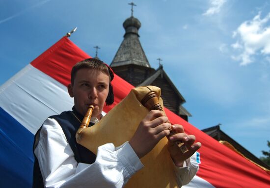 9th International Folk Arts and Crafts Festival "Sadko"