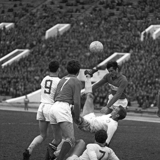 USSR championships in football of 1969