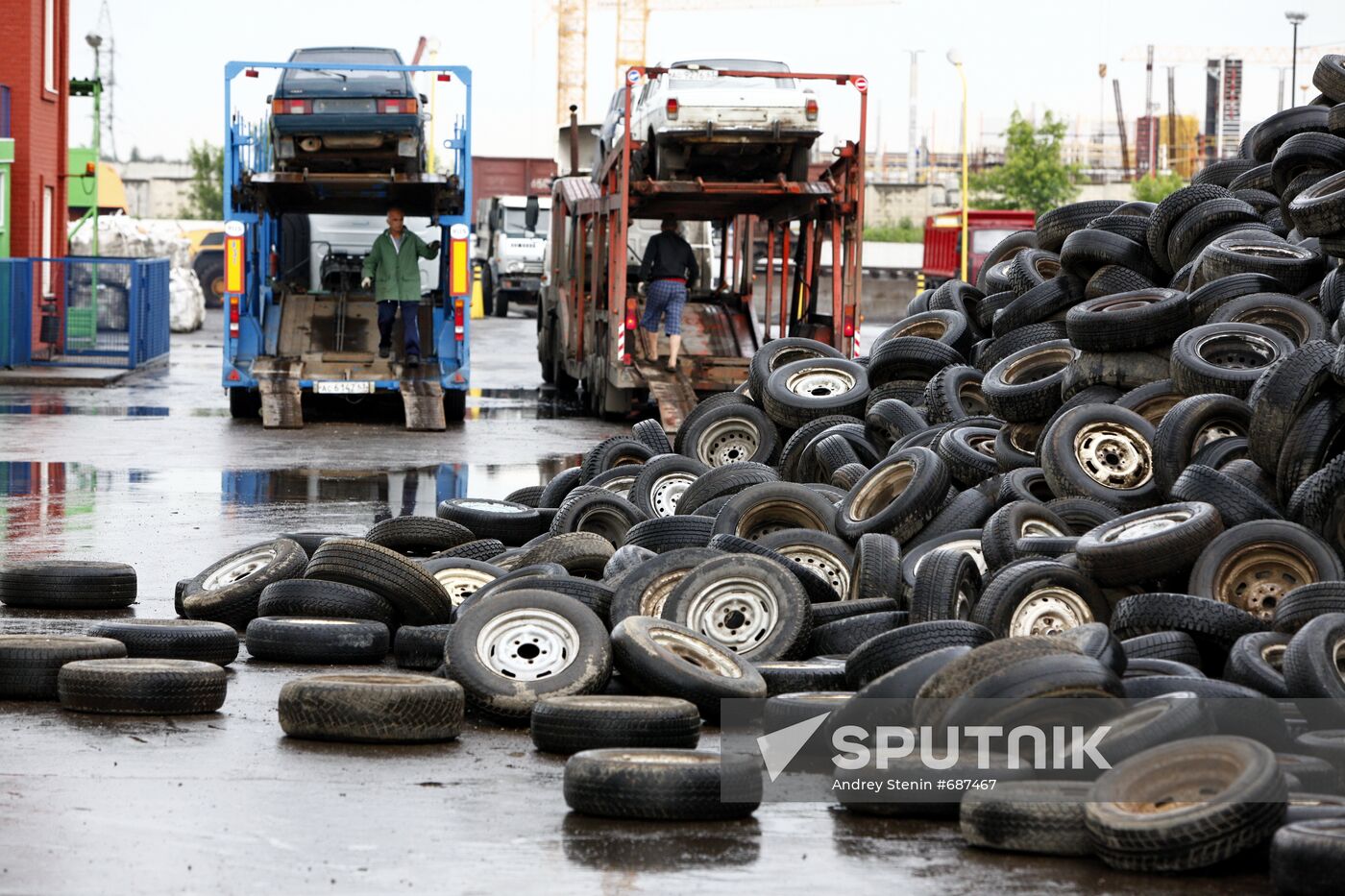 Car recycling at Vtormet Industrial Company