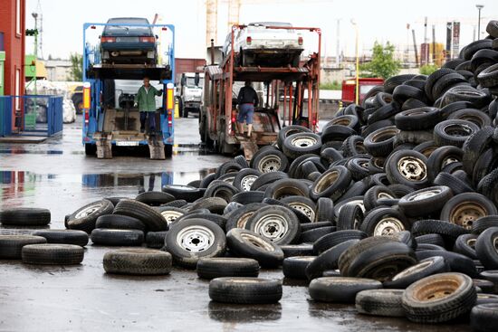 Car recycling at Vtormet Industrial Company
