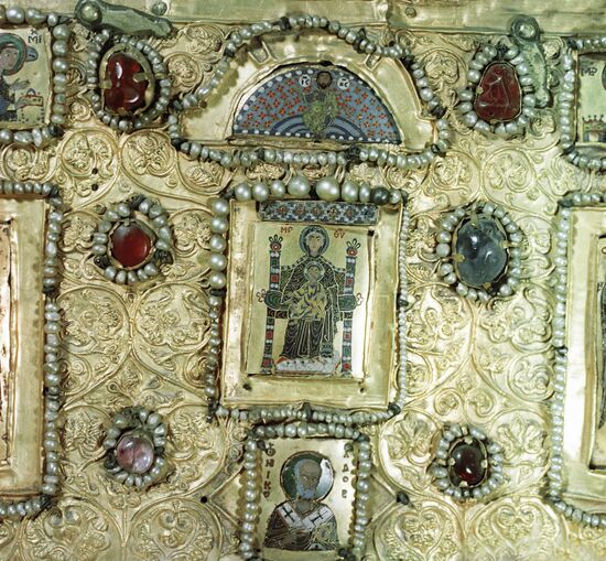 Archangel Michael. 10th century Khakhuli icon