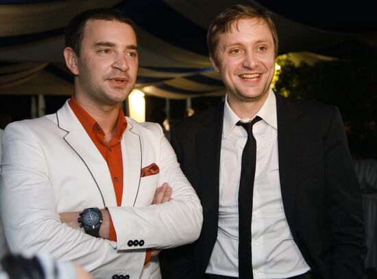 Leonid Zakashansky, Artyom Mikhalkov