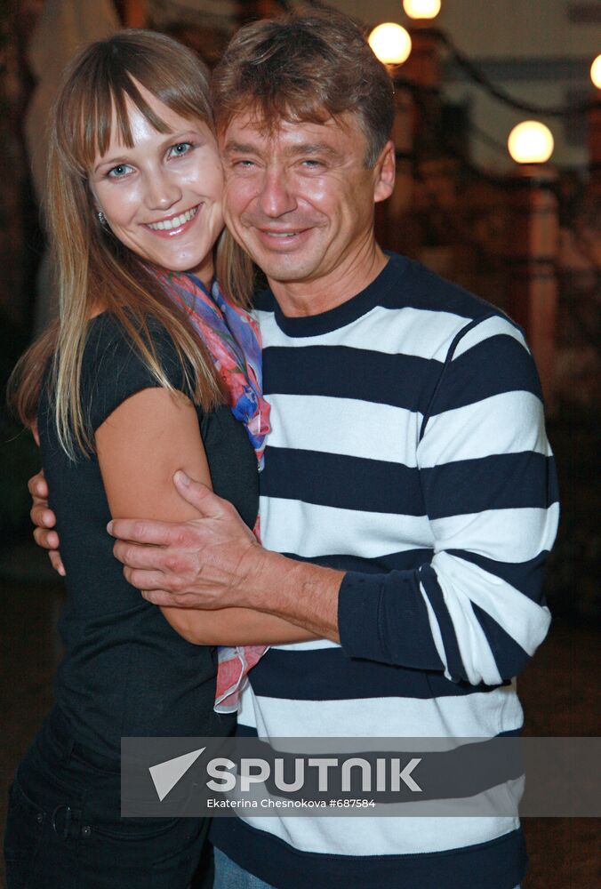 Anton Tabakov with his wife, Anzhelika