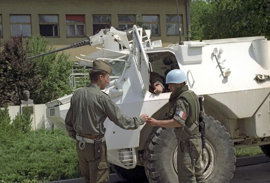 UN troops on the streets of Sarajevo