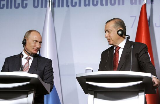 Vladimir Putin visits Republic of Turkey