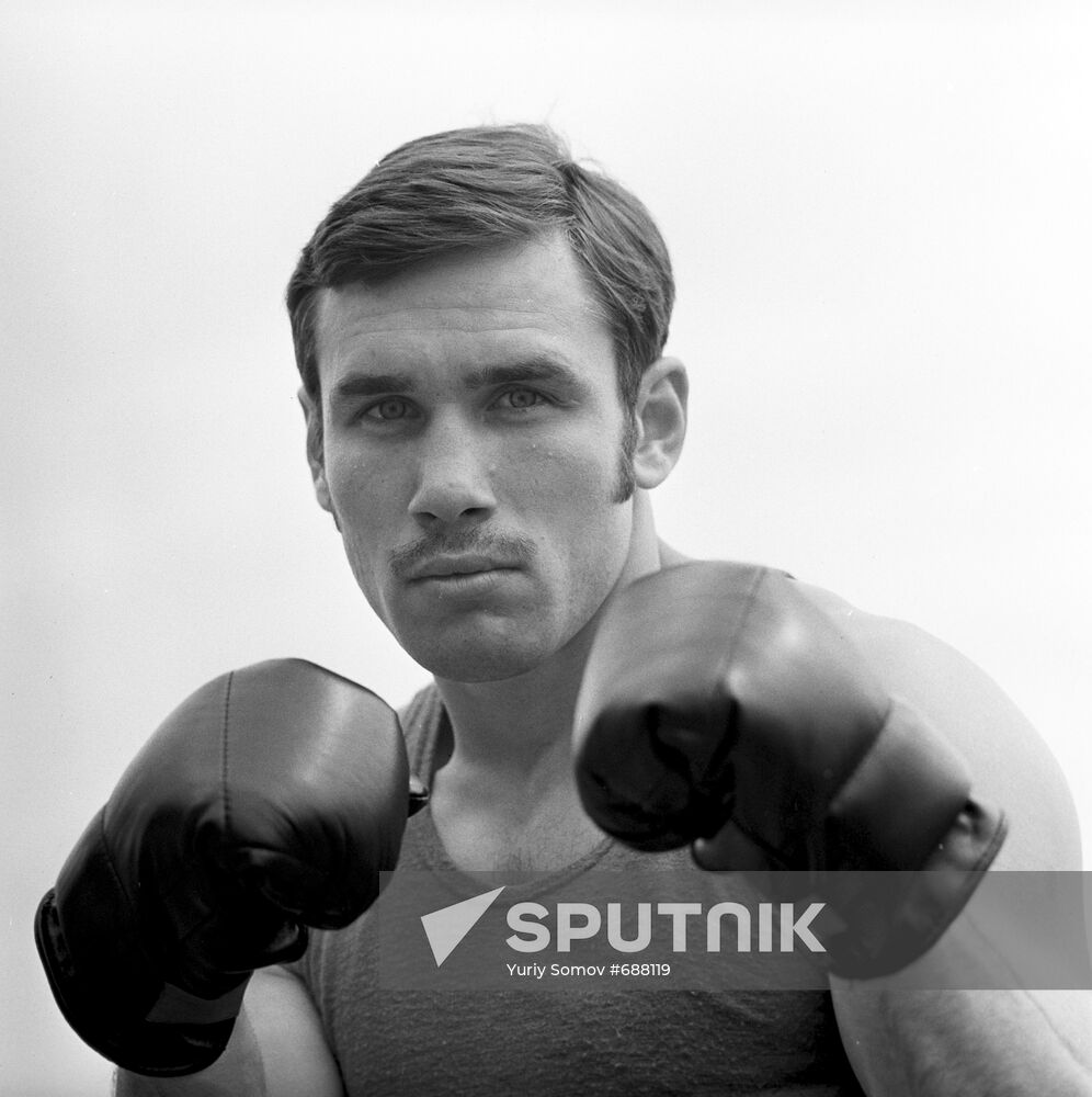 Boxer Oleg Karatayev