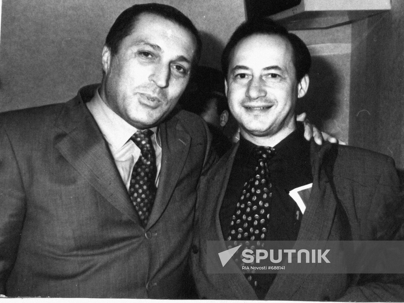 Opera singer Paata Burchuladze and violinist Vladimir Spivakov