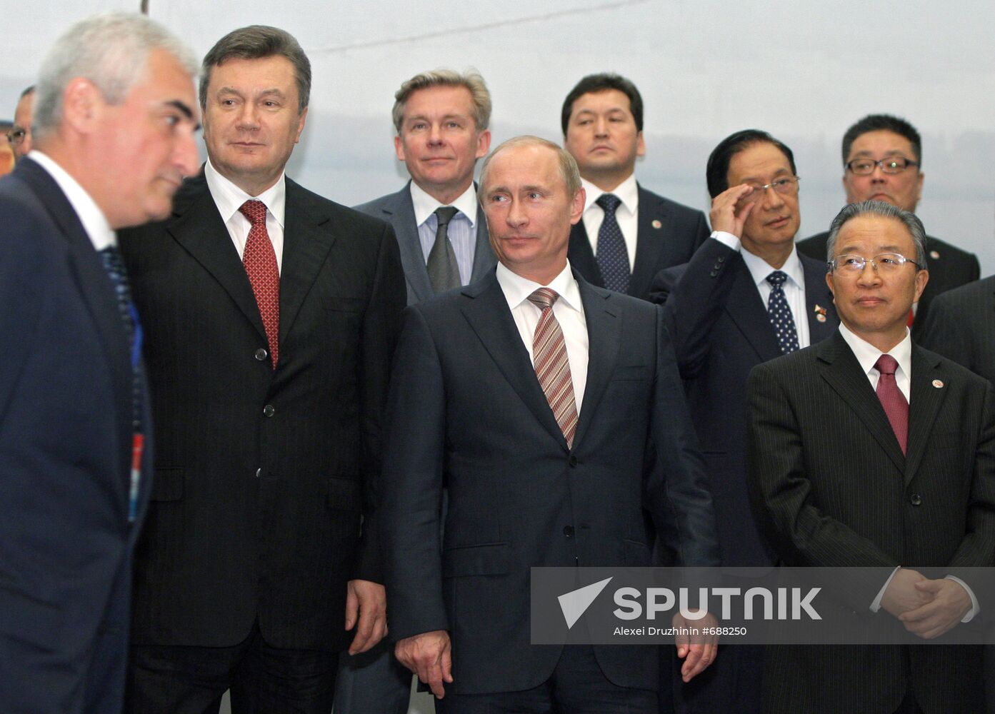 Vladimir Putin takes part in CICA summit in Istanbul