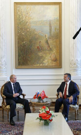 Vladimir Putin meeting Abdullah Gul