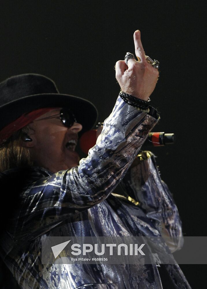 Guns N' Roses perform at Olimpiisky Sports Complex