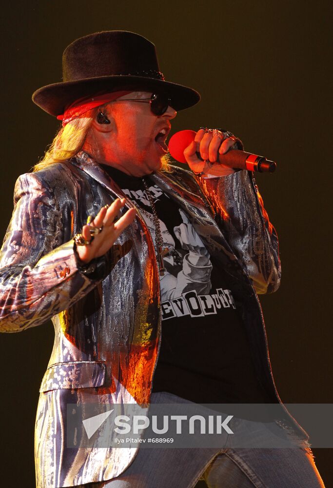 Guns N' Roses perform at Olimpiisky Sports Complex