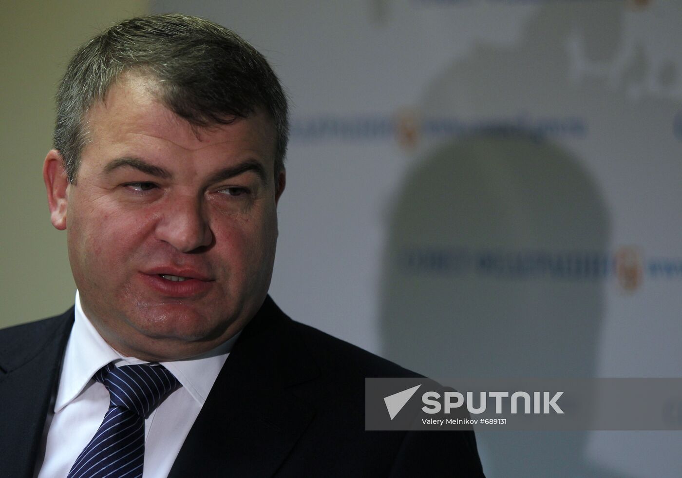 Anatoly Serdyukov speaks at Federation Council meeting