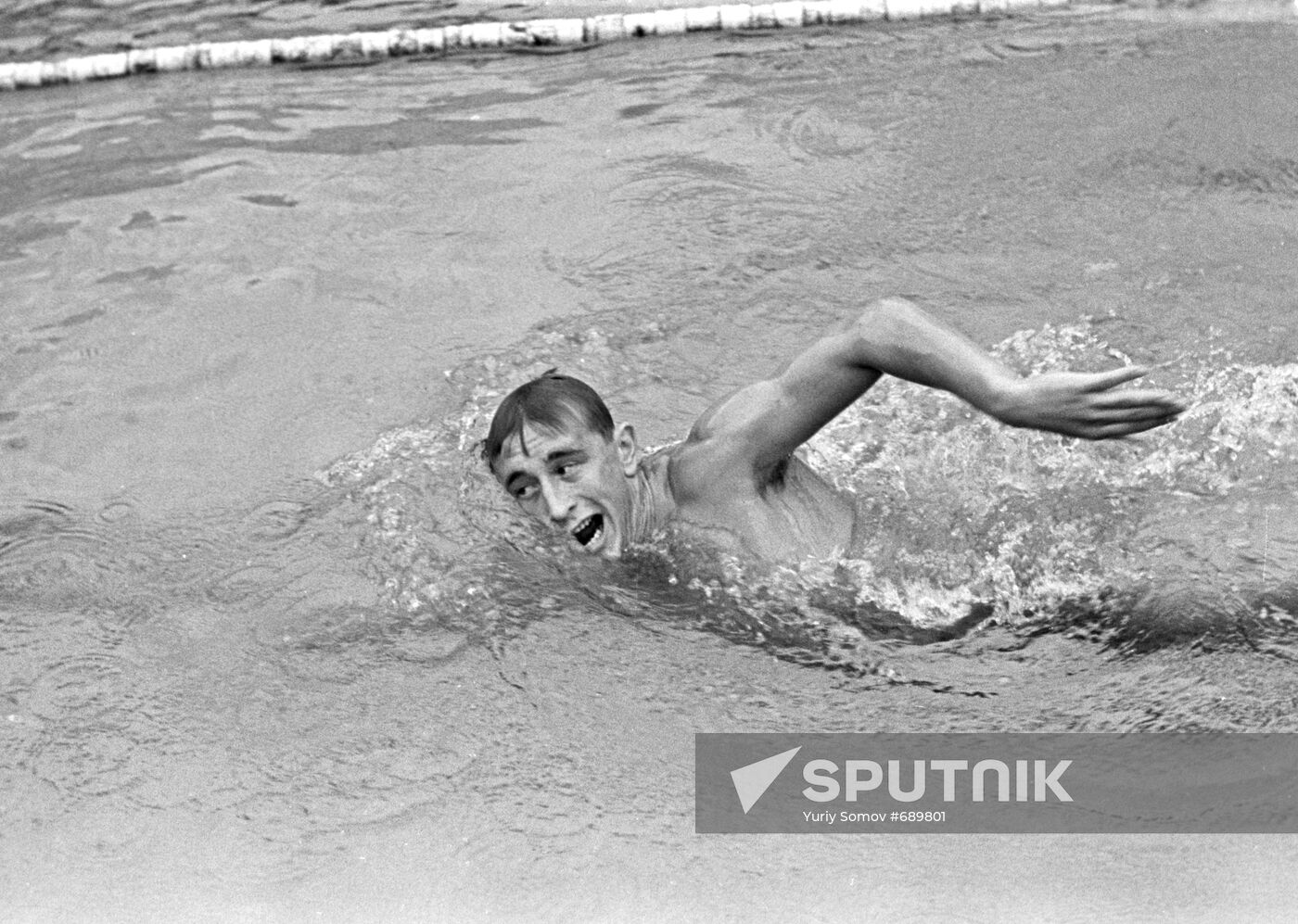 Swimmer Alexander Paramonov