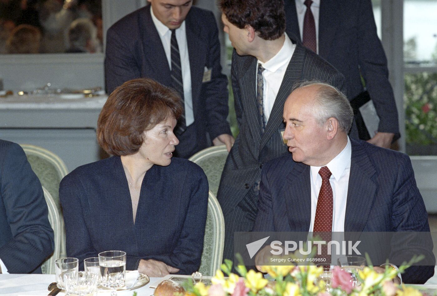 Mikhail Gorbachev and Danielle Mitterrand