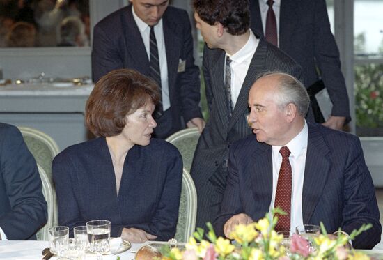 Mikhail Gorbachev and Danielle Mitterrand