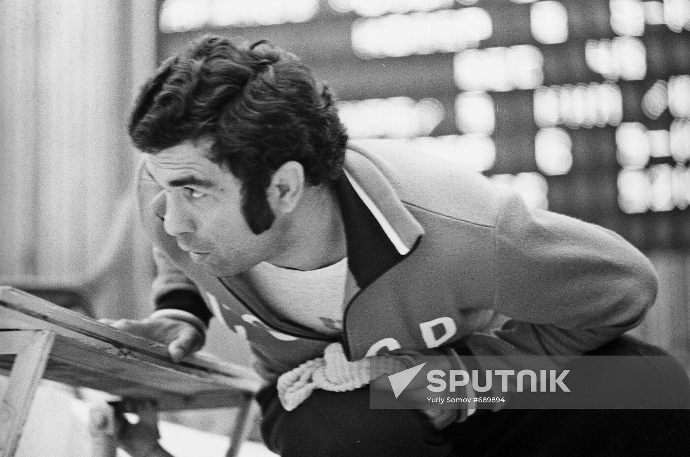 Coach Yury Shakhmuradov